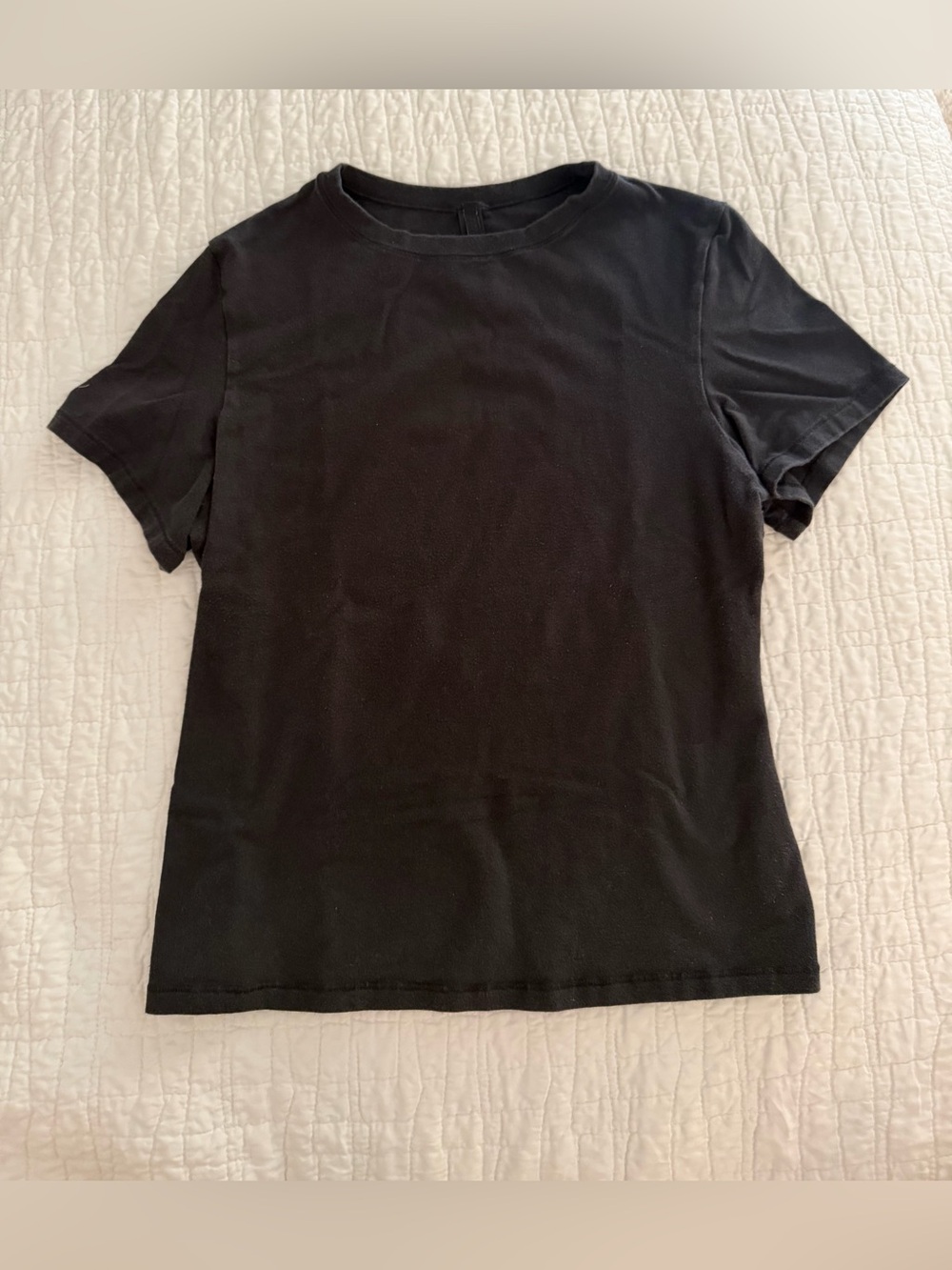 Skims black tee